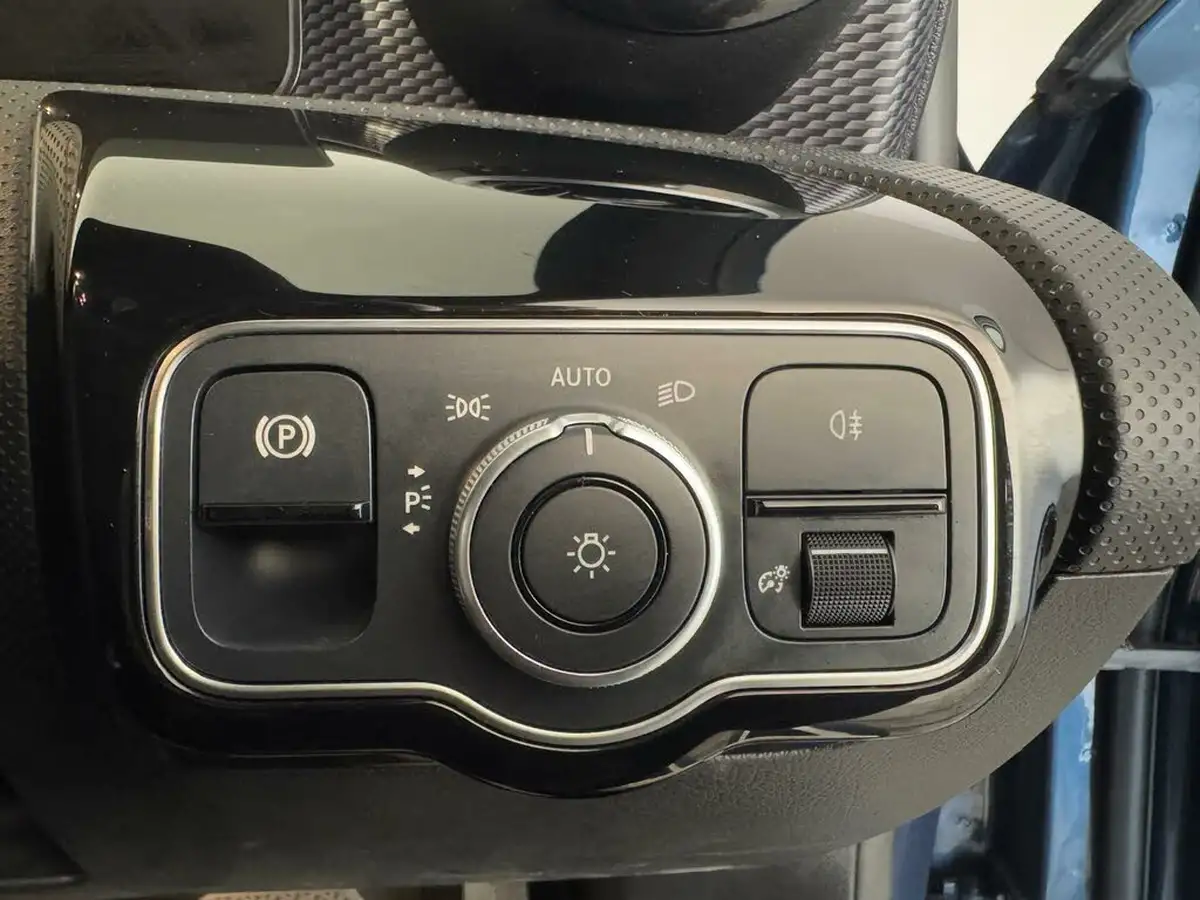 2022-mercedes-benz-a-class-13-a180-sport-executive-edition-hatchback-5d-7g-dct-big-17