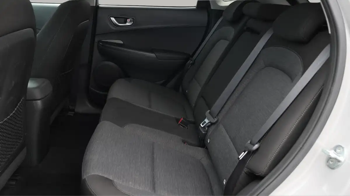 2022-hyundai-kona-e-premium-204ps-64kwh-7kw-obc-big-16