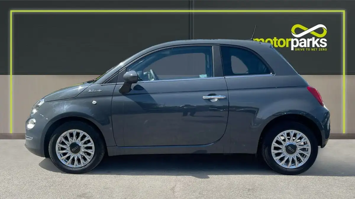 2022-fiat-500-10-dolcevita-big-5