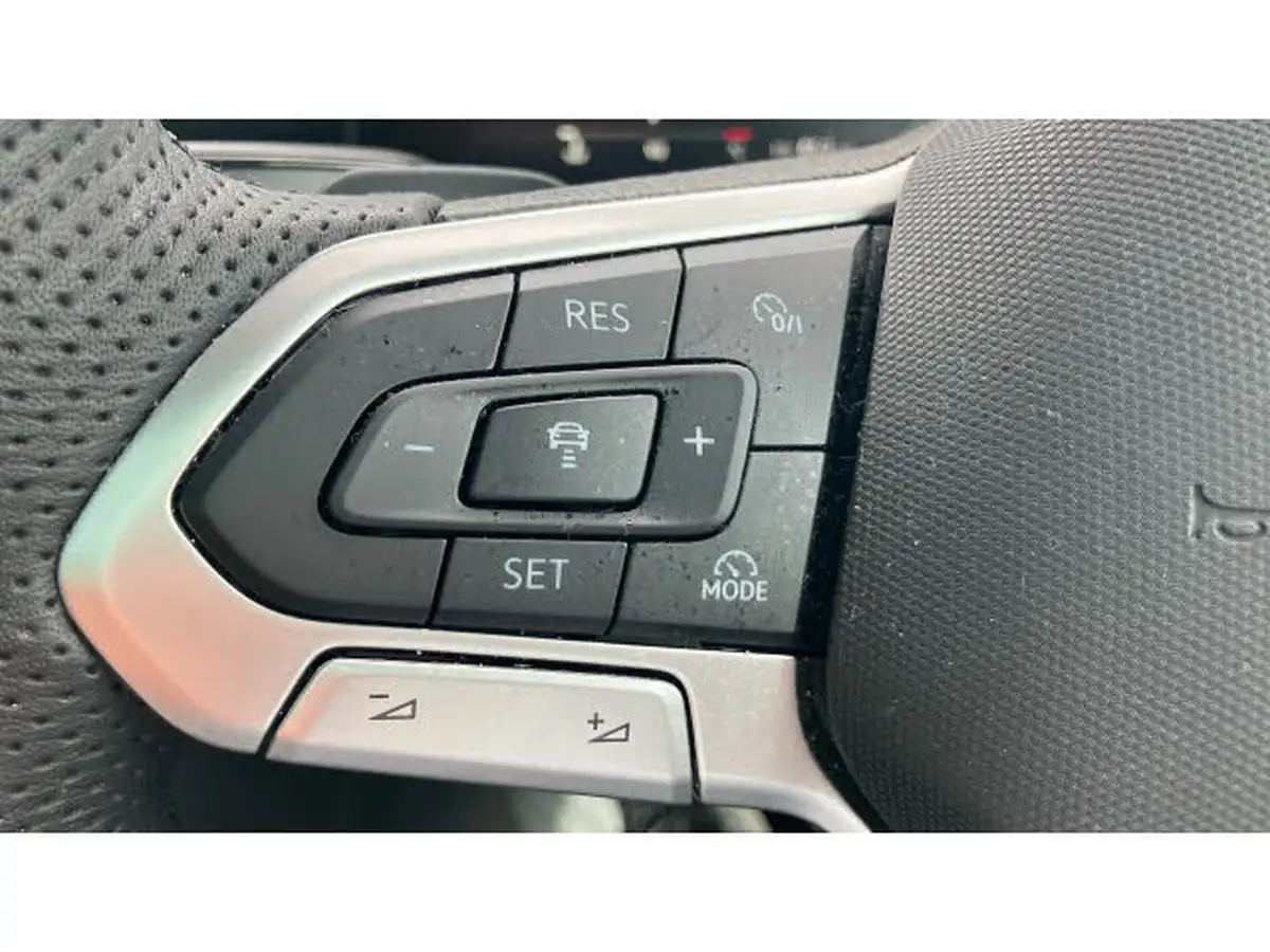 2024-volkswagen-touareg-30tdi-black-edition-286ps-big-16