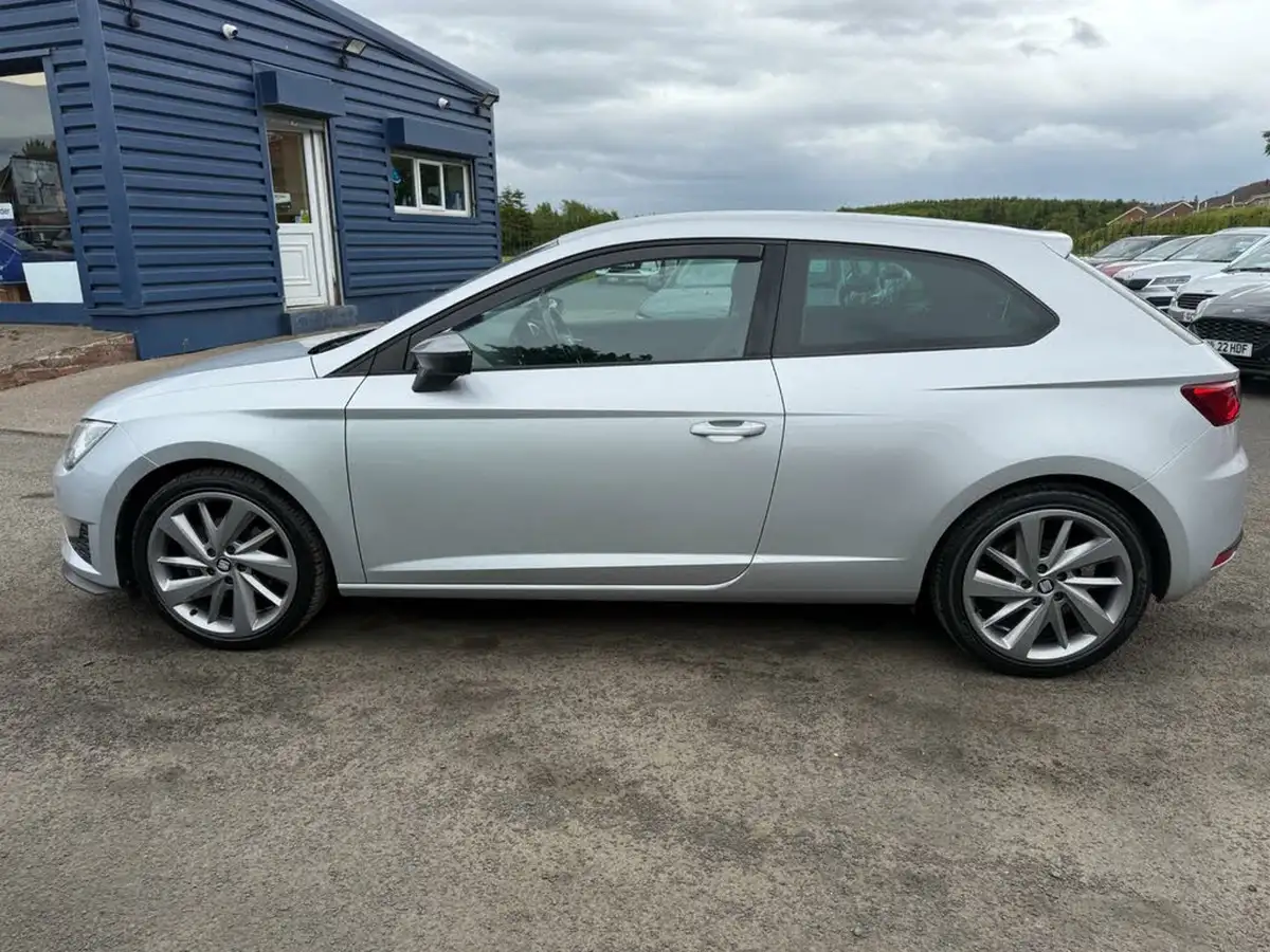 2016-seat-leon-14-fr-tech-pack-ecotsi-sportcoupe-3d-1390cc-dsg-big-17