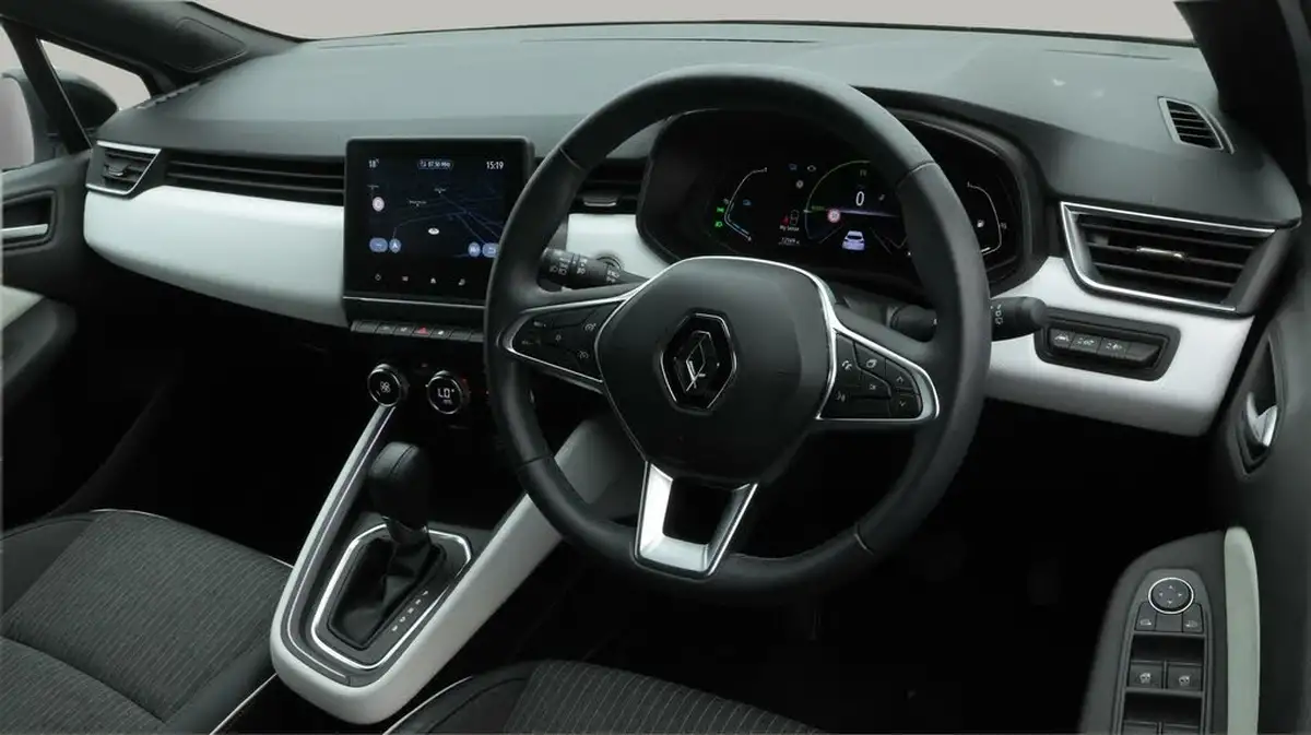 2023-renault-clio-16-techno-big-9