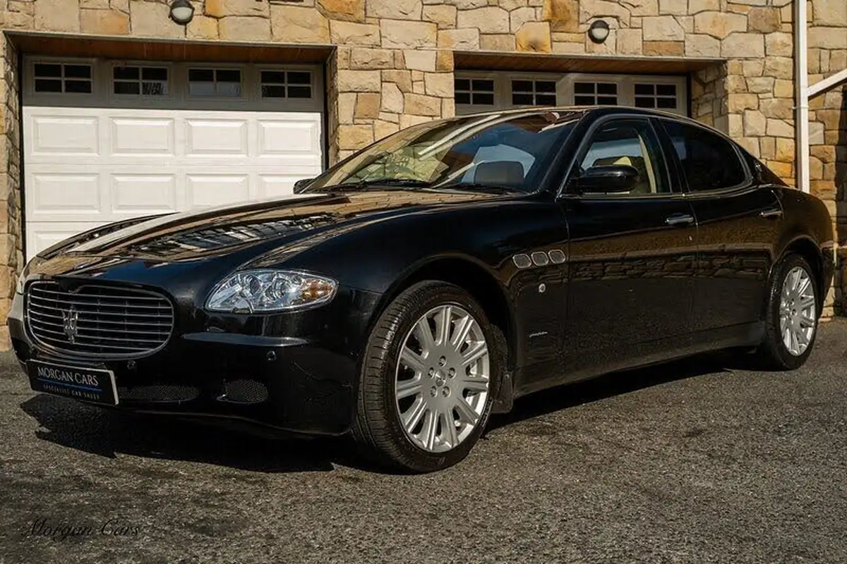 2014-maserati-quattroporte-big-23