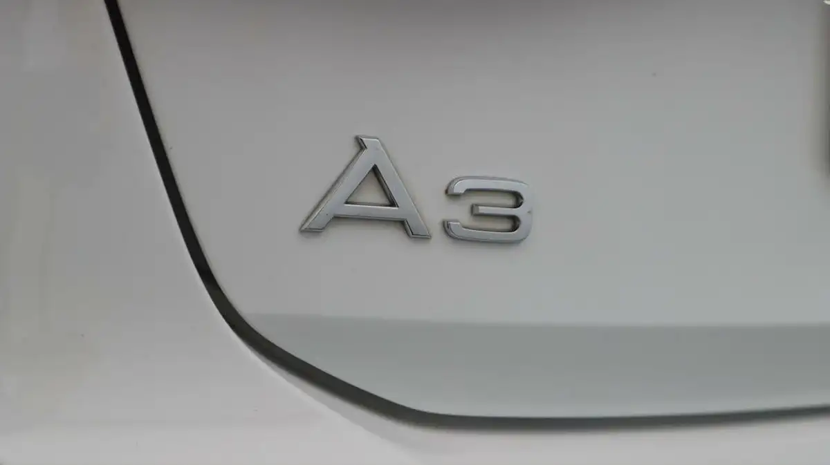 2021-audi-a3-10-30-tfsi-sportback-5d-s-tronic-big-20