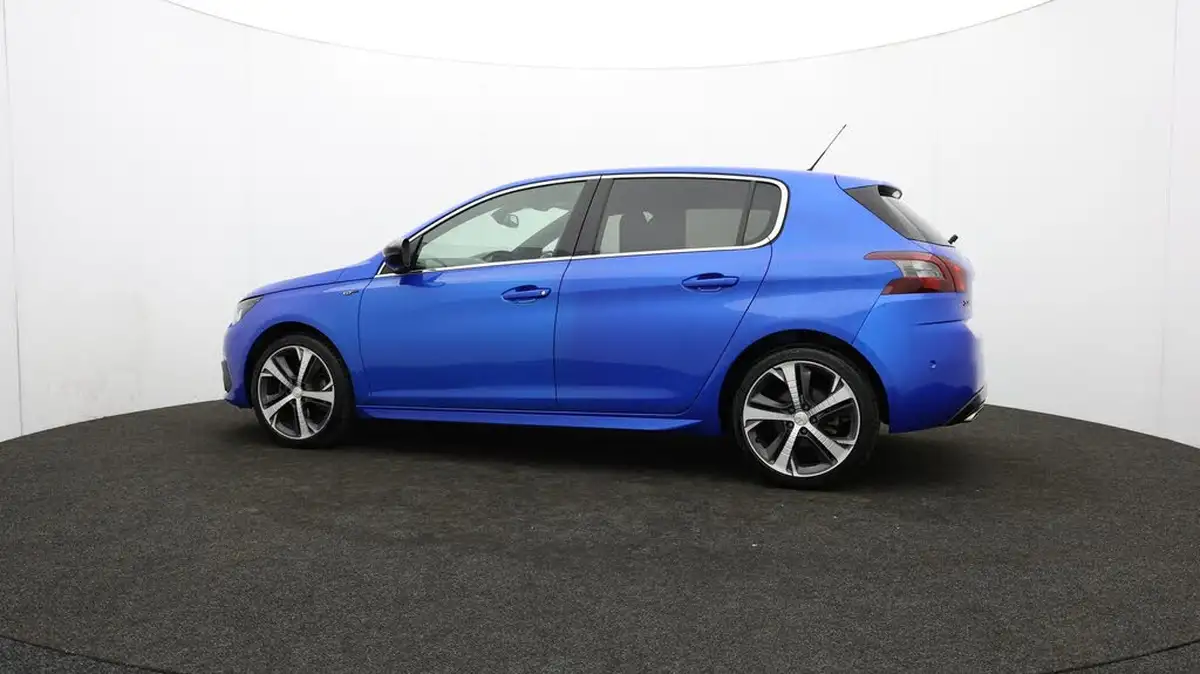 2021-peugeot-308-15-bluehdi-gt-premium-eat8-big-74