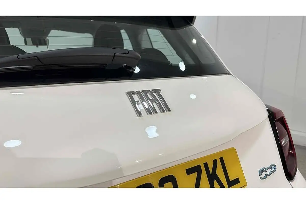 2022-fiat-500-e-icon-117bhp-big-13