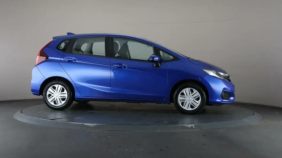 2019-honda-jazz-13-i-vtec-s-big-57