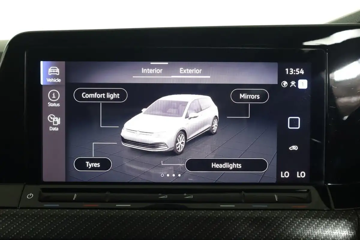 2021-volkswagen-golf-20-tsi-r-hatchback-big-32