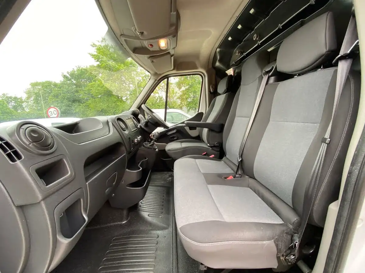 2018-renault-master-23dci-lhl35-145-business-big-50