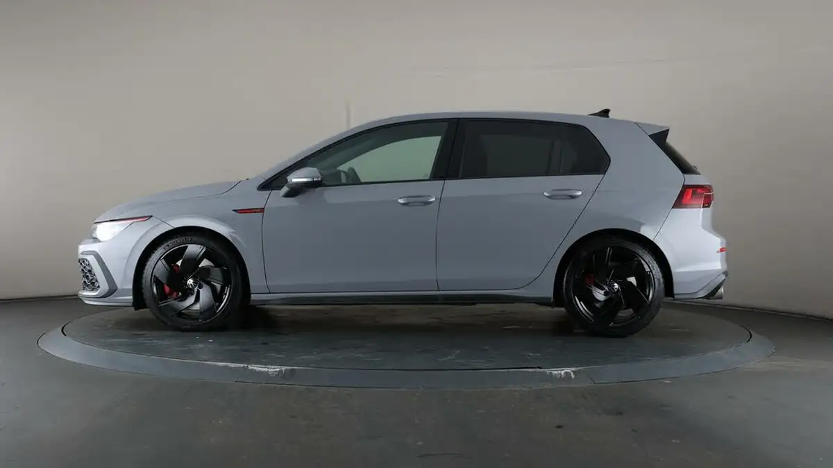 2021-volkswagen-golf-20-tsi-gti-dsg-big-38