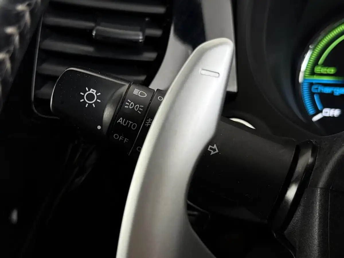 2019-mitsubishi-outlander-24-4h-phev-big-27