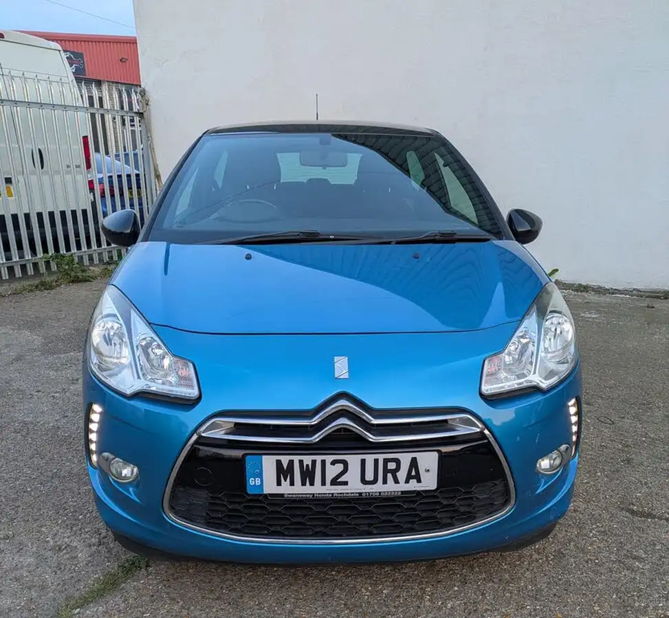 2012-citroen-ds3-16e-hdi-dsport-big-1