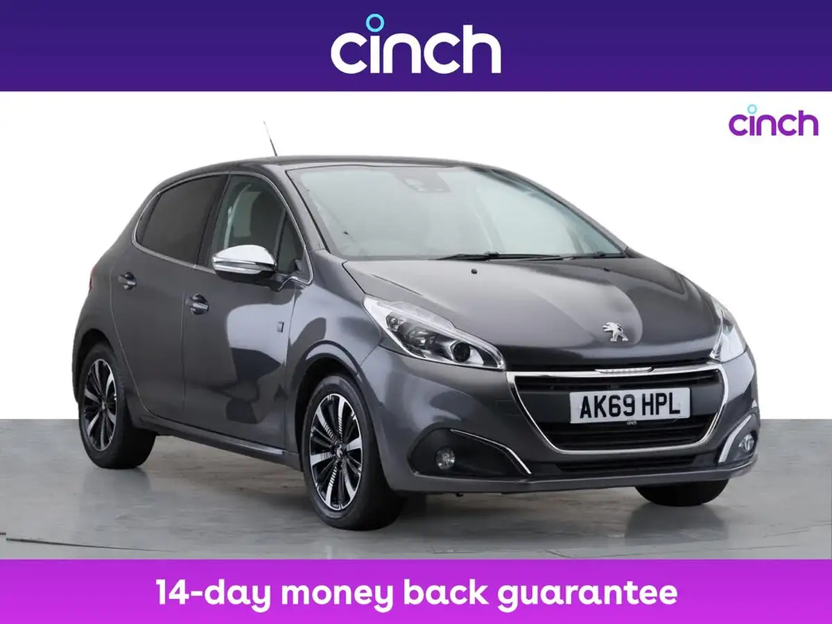 2019-peugeot-208-12-puretech-tech-edition-110bhp-big-0