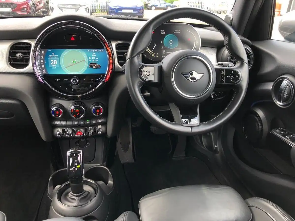 2021-mini-cooper-15-cooper-exclusive-hatchback-5d-auto-big-13