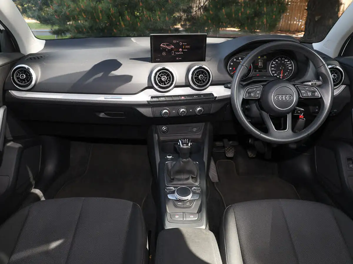2021-audi-q2-10-30-tfsi-technik-big-2