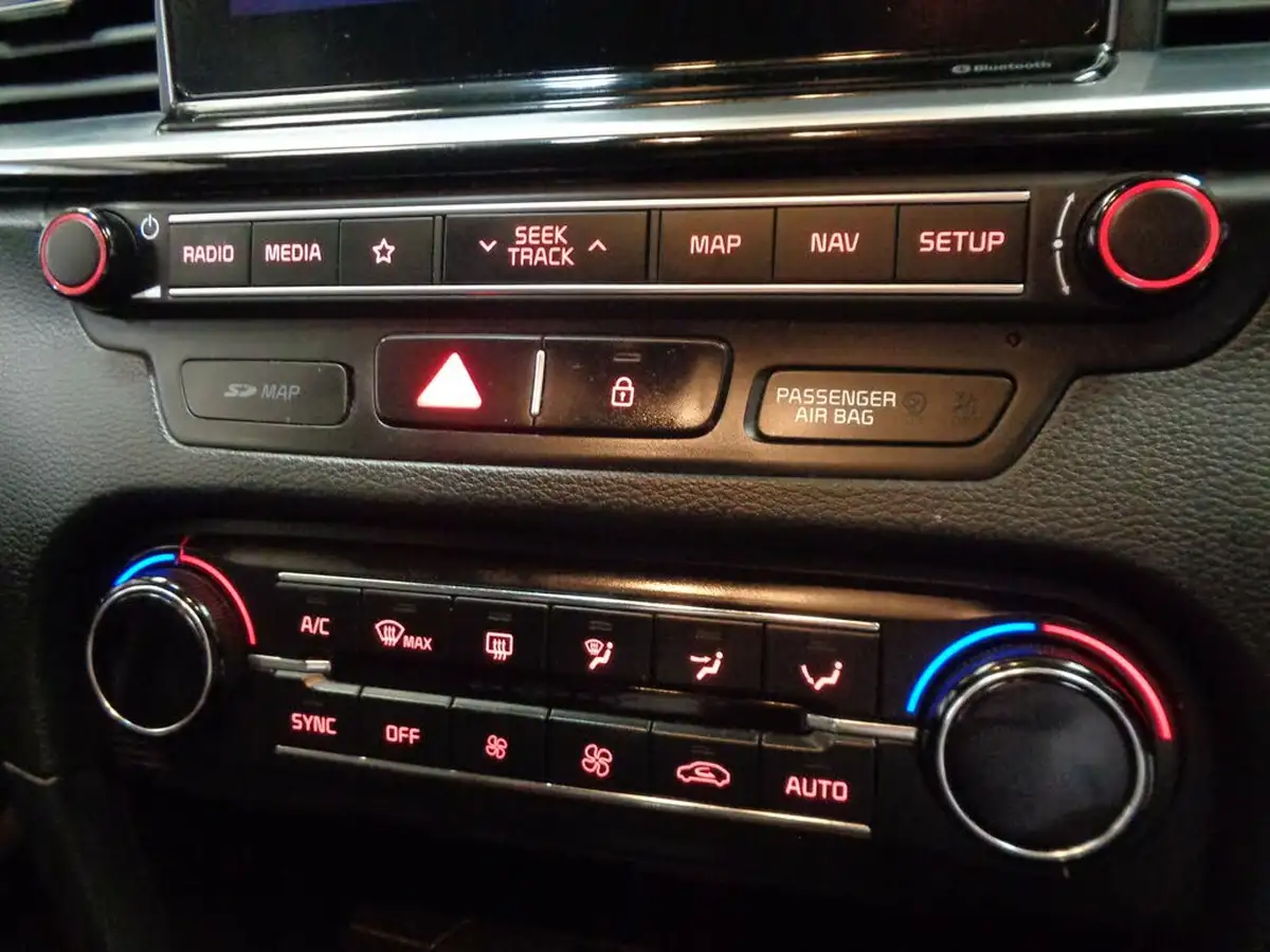 2019-kia-ceed-10-t-gdi-3-sportswagon-big-30