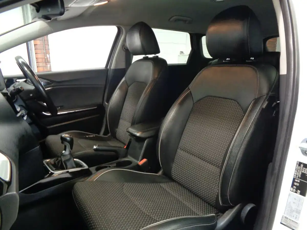 2019-kia-ceed-10-t-gdi-3-sportswagon-big-6