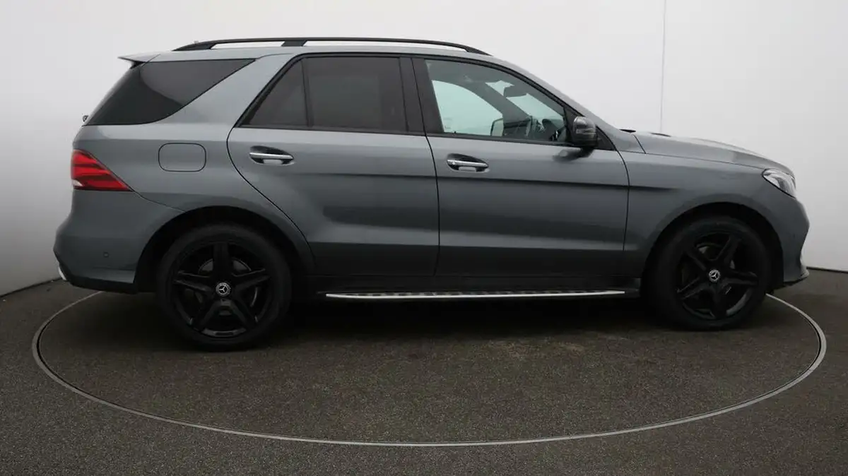 2018-mercedes-benz-gle-class-21d-gle250d-amg-night-edition-premium-plus-big-51