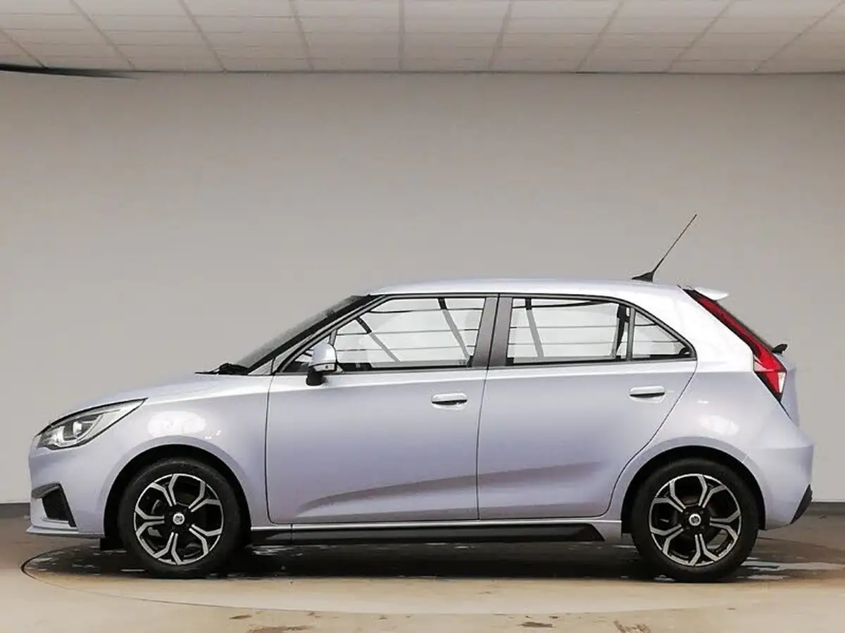 2023-mg-mg3-15-vti-tech-exclusive-nav-big-3