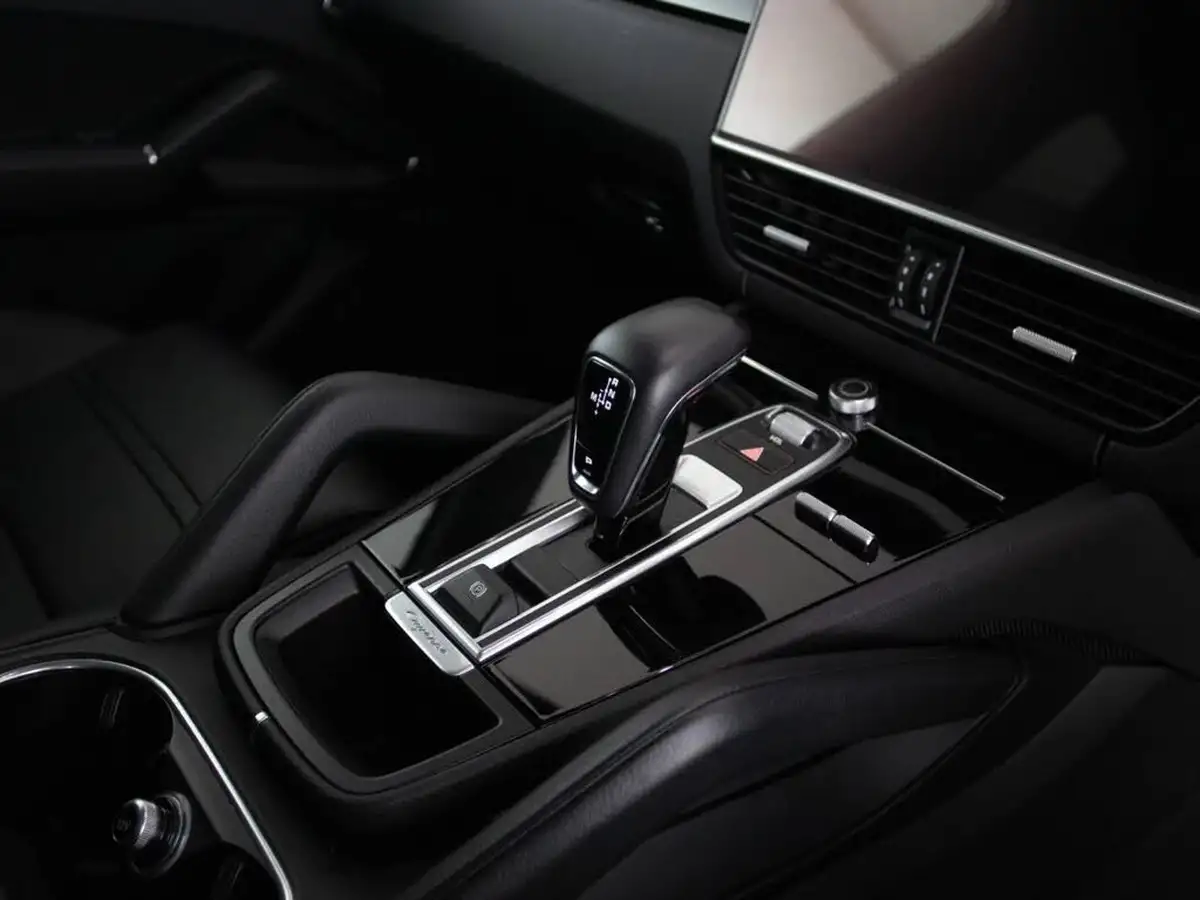 2021-porsche-cayenne-30-v6-e-hybrid-462ps-station-wagon-big-33