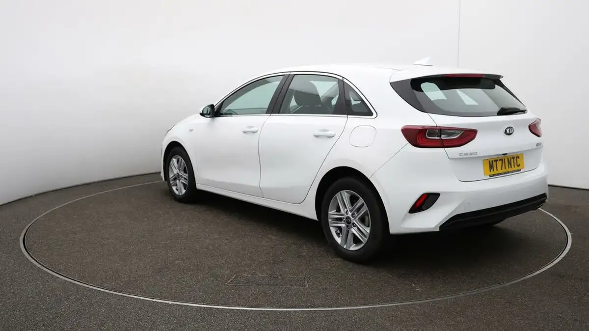 2021-kia-ceed-16crdi-2-134bhp-48v-mhev-hatchback-big-62