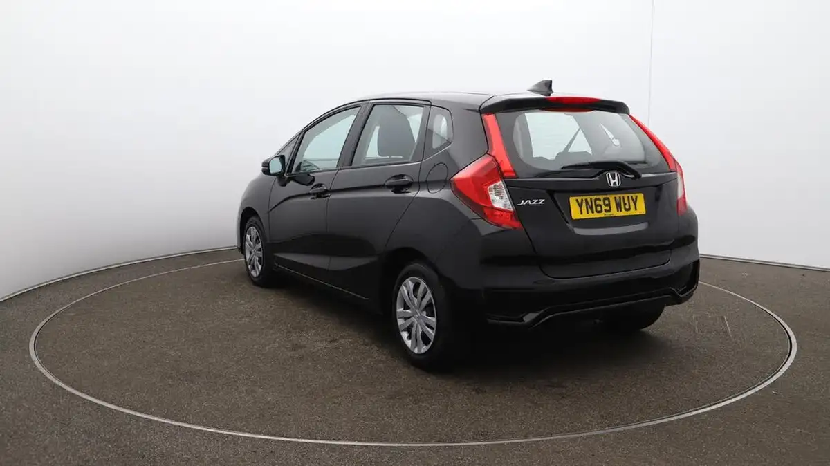 2019-honda-jazz-13-i-vtec-s-big-58