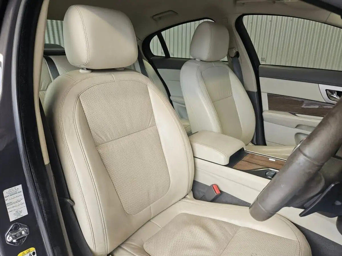 2009-jaguar-xf-27td-premium-luxury-big-8