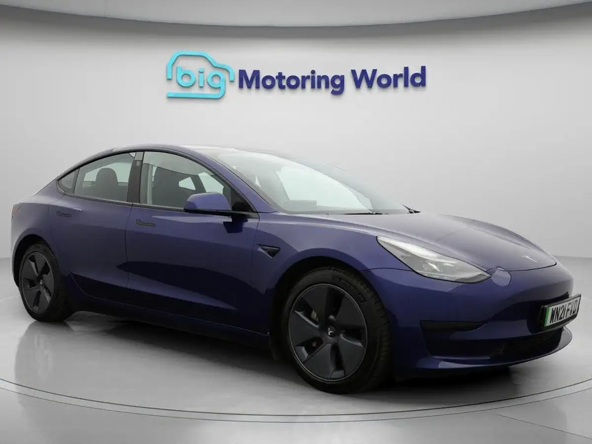 2021-tesla-model-3-e-standard-plus-big-0