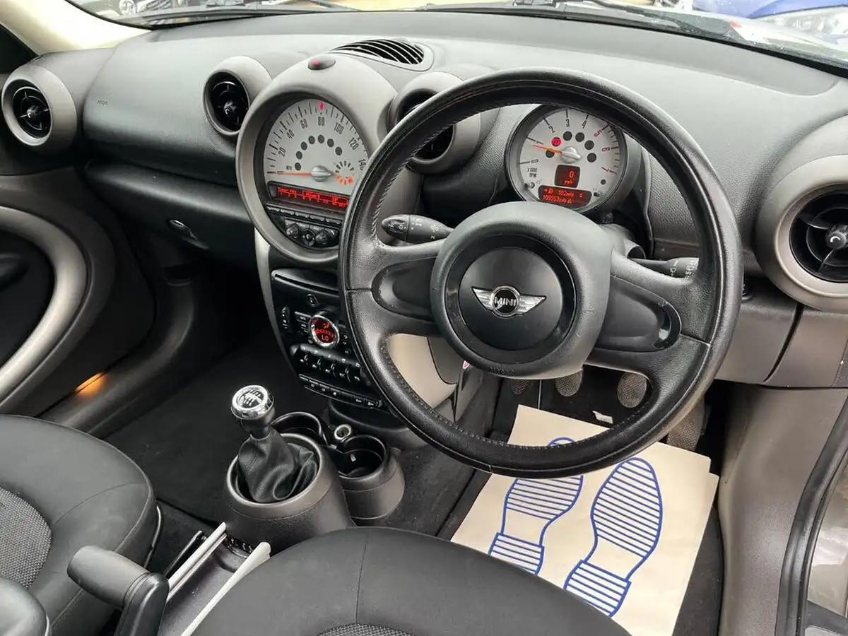 2012-mini-countryman-16td-cooper-big-9
