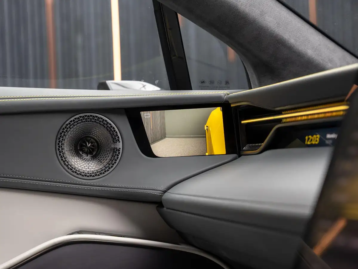 2023-lotus-eletre-e-r-big-17