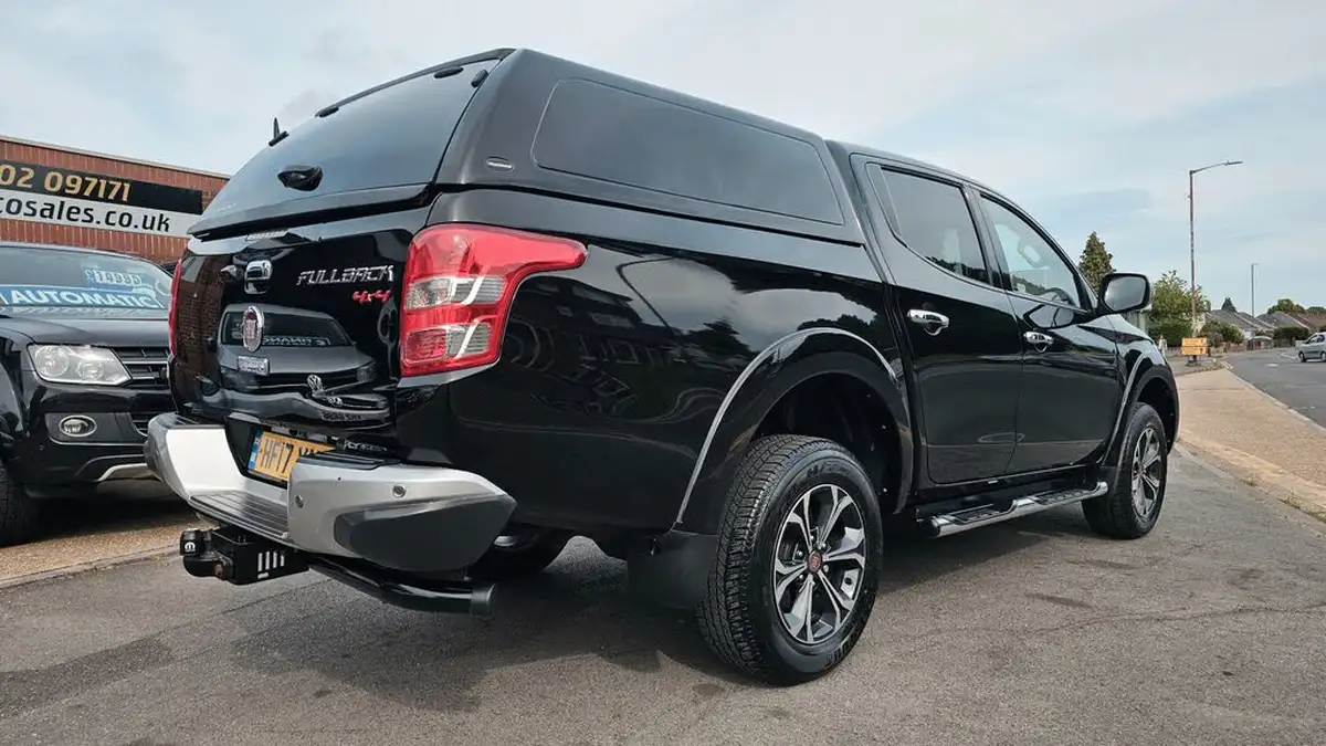 2017-fiat-fullback-24td-lx-eu6-auto-big-11
