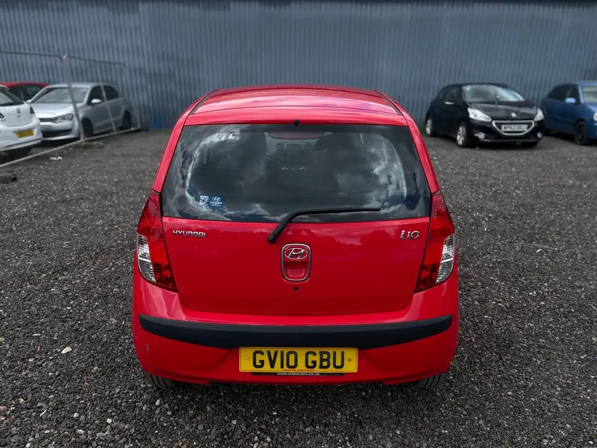 2010-hyundai-i10-comfort-big-10