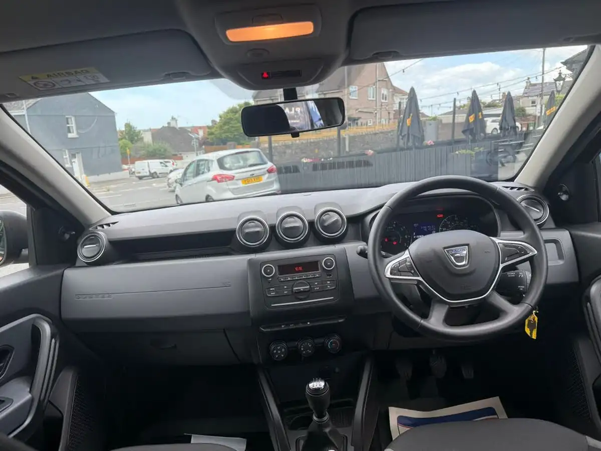 2020-dacia-duster-10-tce-essential-100bhp-ss-big-8
