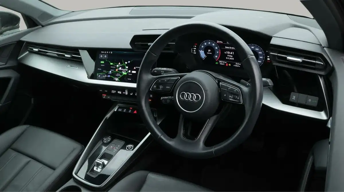 2022-audi-a3-10-30-tfsi-sportback-5d-s-tronic-big-9