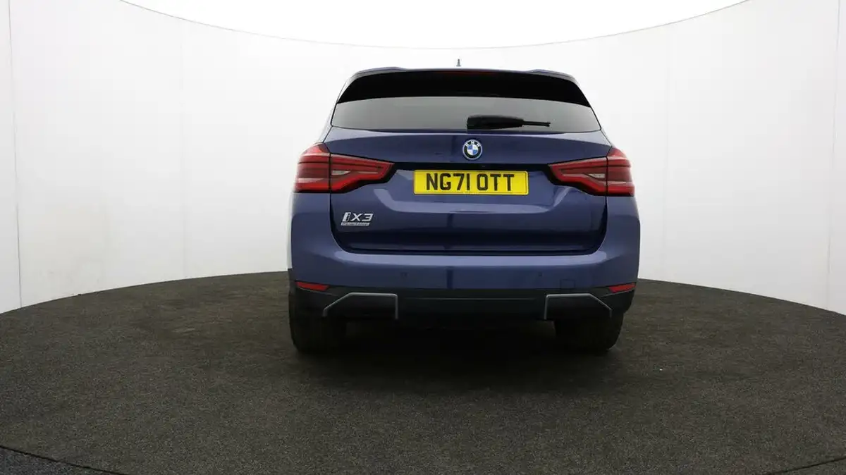 2022-bmw-ix3-e-premier-edition-big-57