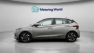 2022-hyundai-i20-10-t-gdi-se-connect-eclutch-imt-small-4