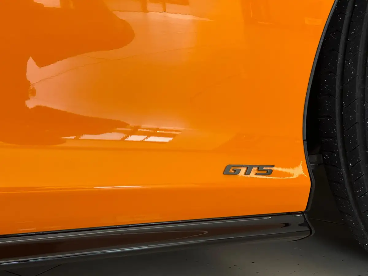 2025-mclaren-gt-40-big-24