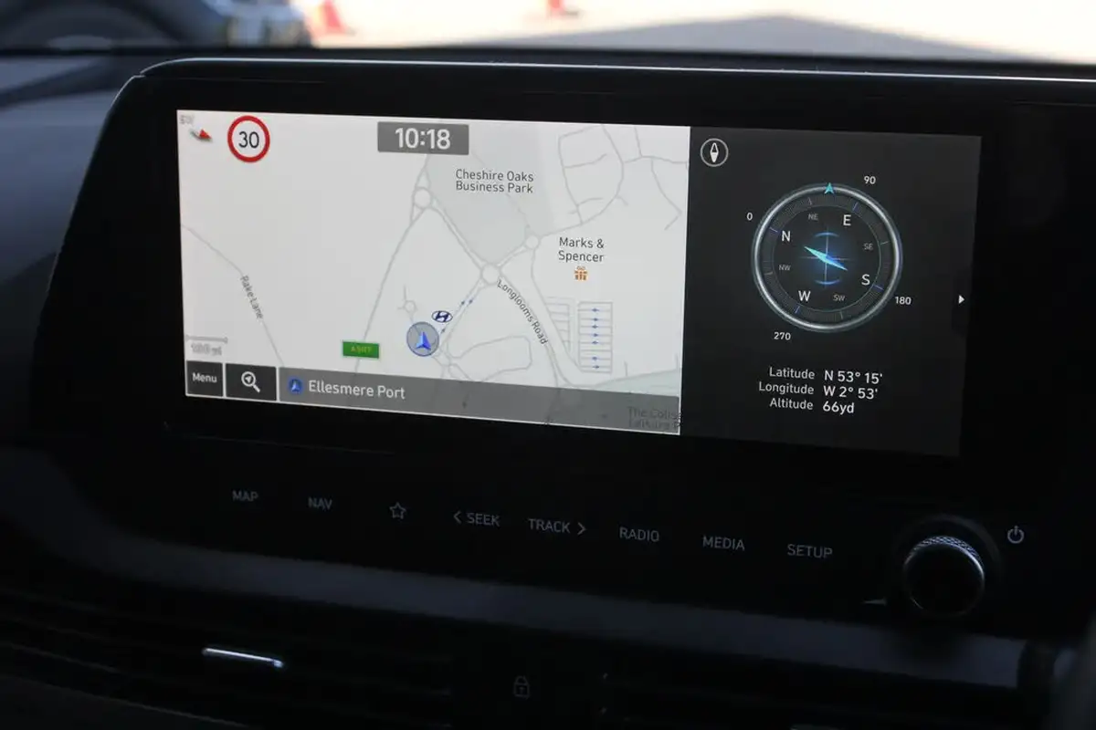 2021-hyundai-i20-10-t-gdi-premium-eclutch-imt-big-28