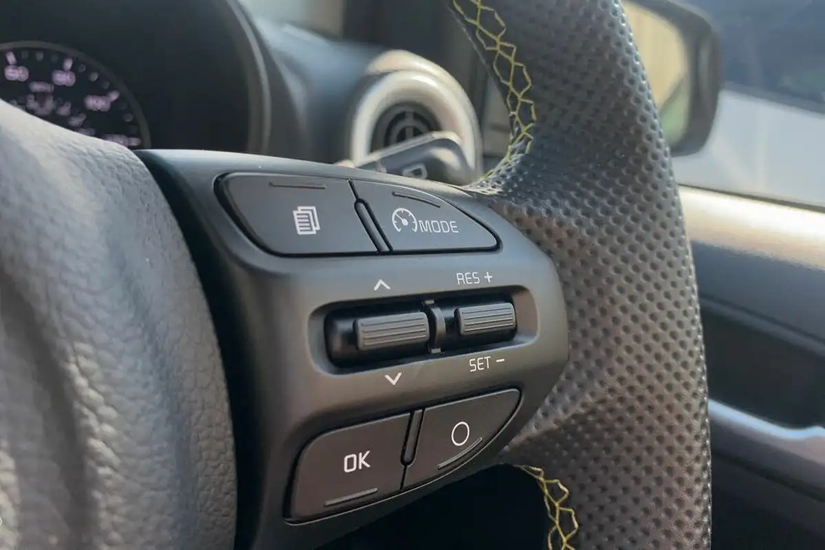 2023-kia-picanto-10-x-line-s-auto-seq-big-32