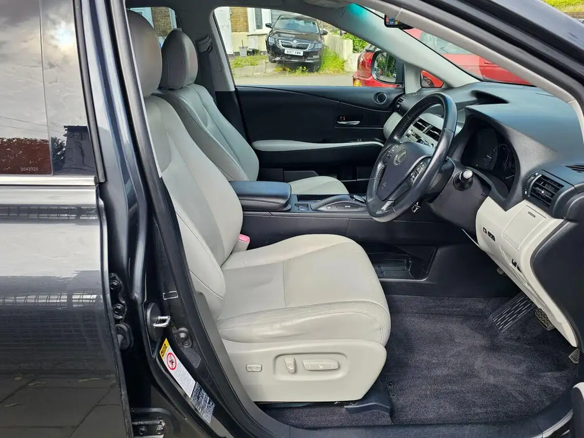 2011-lexus-rx-450h-35-se-i-4x4-big-34