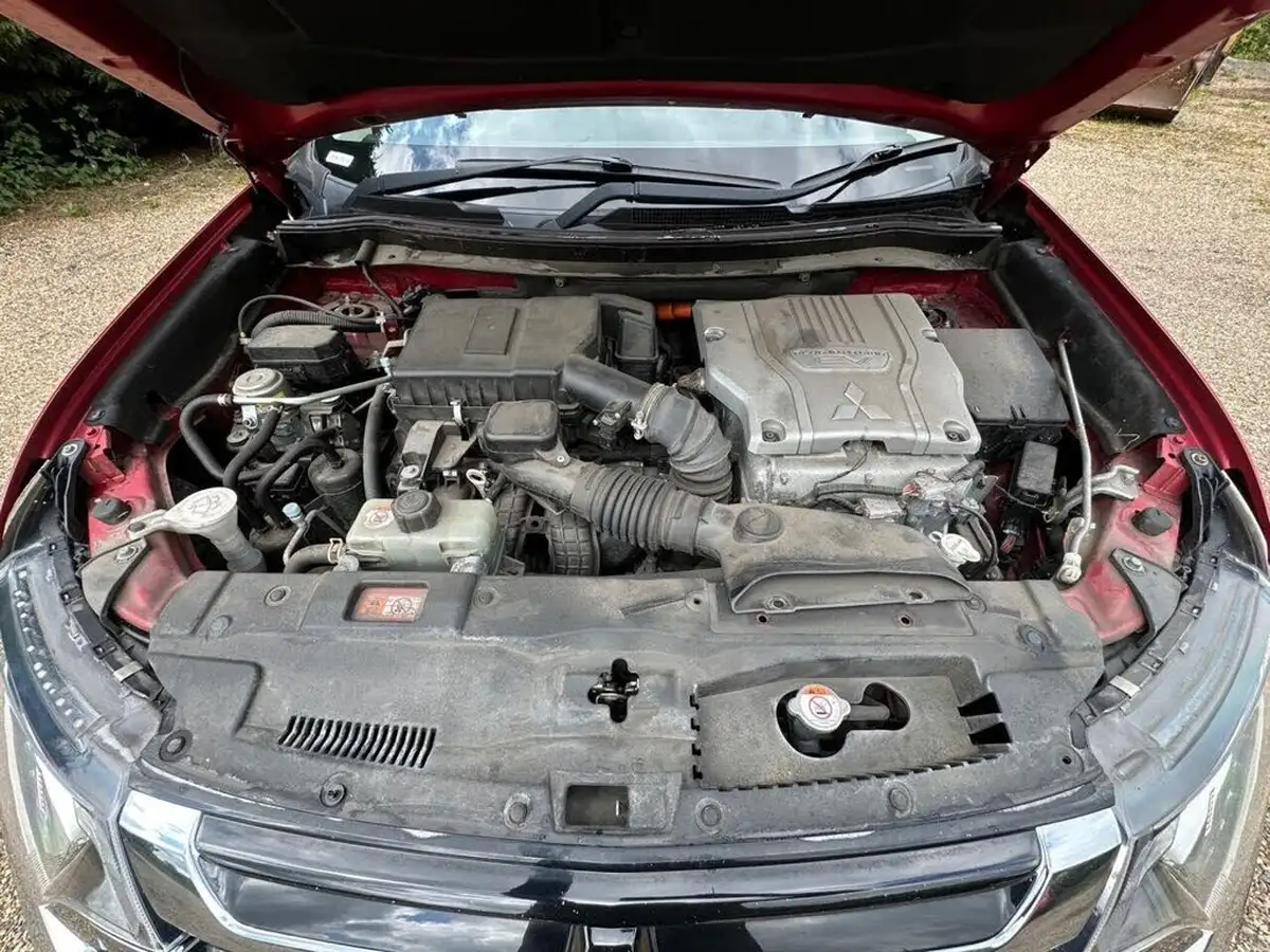 2016-mitsubishi-outlander-20-gx4hs-phev-big-49