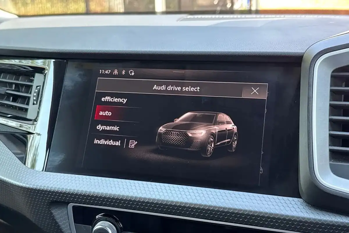 2022-audi-a1-10-30-tfsi-sport-big-45