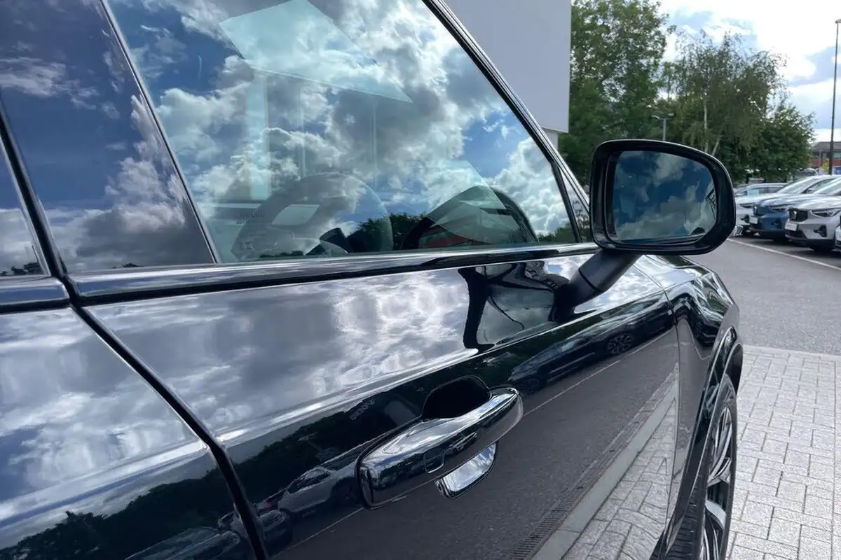 2025-volvo-xc90-20-b5-plus-big-16