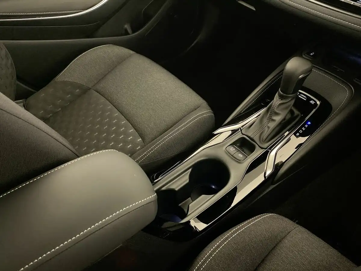 2024-suzuki-swace-18-motion-big-20