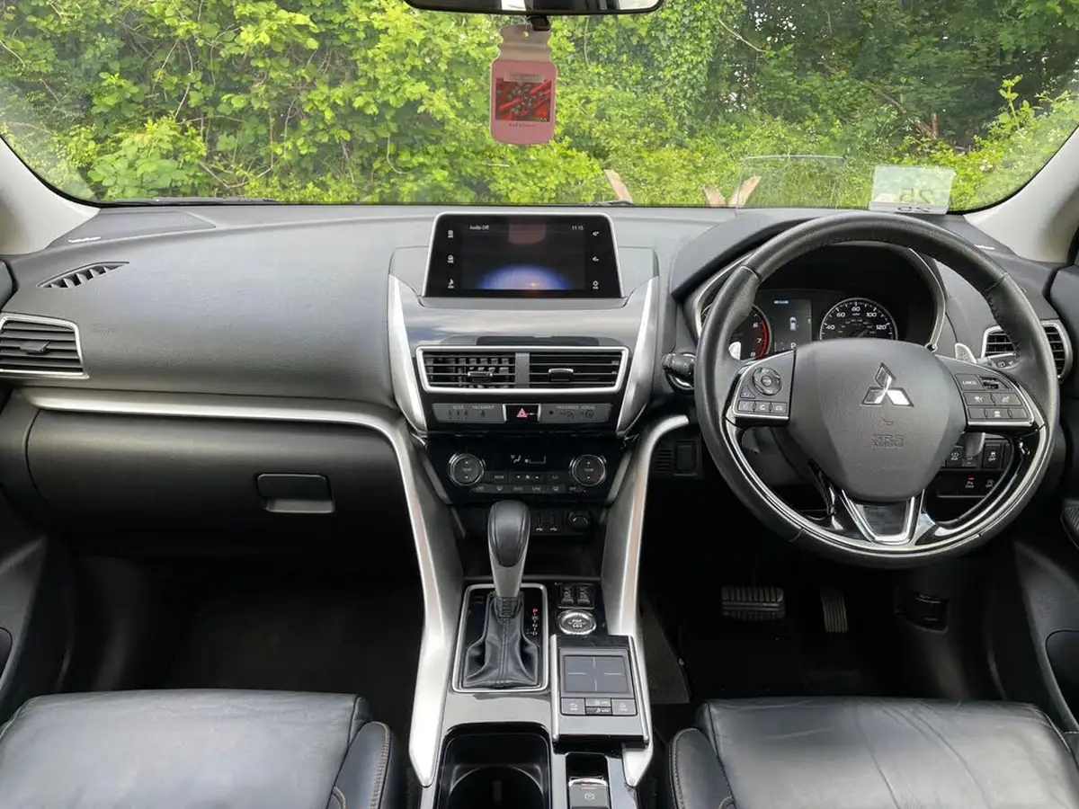 2018-mitsubishi-eclipse-cross-15-4-auto-big-8