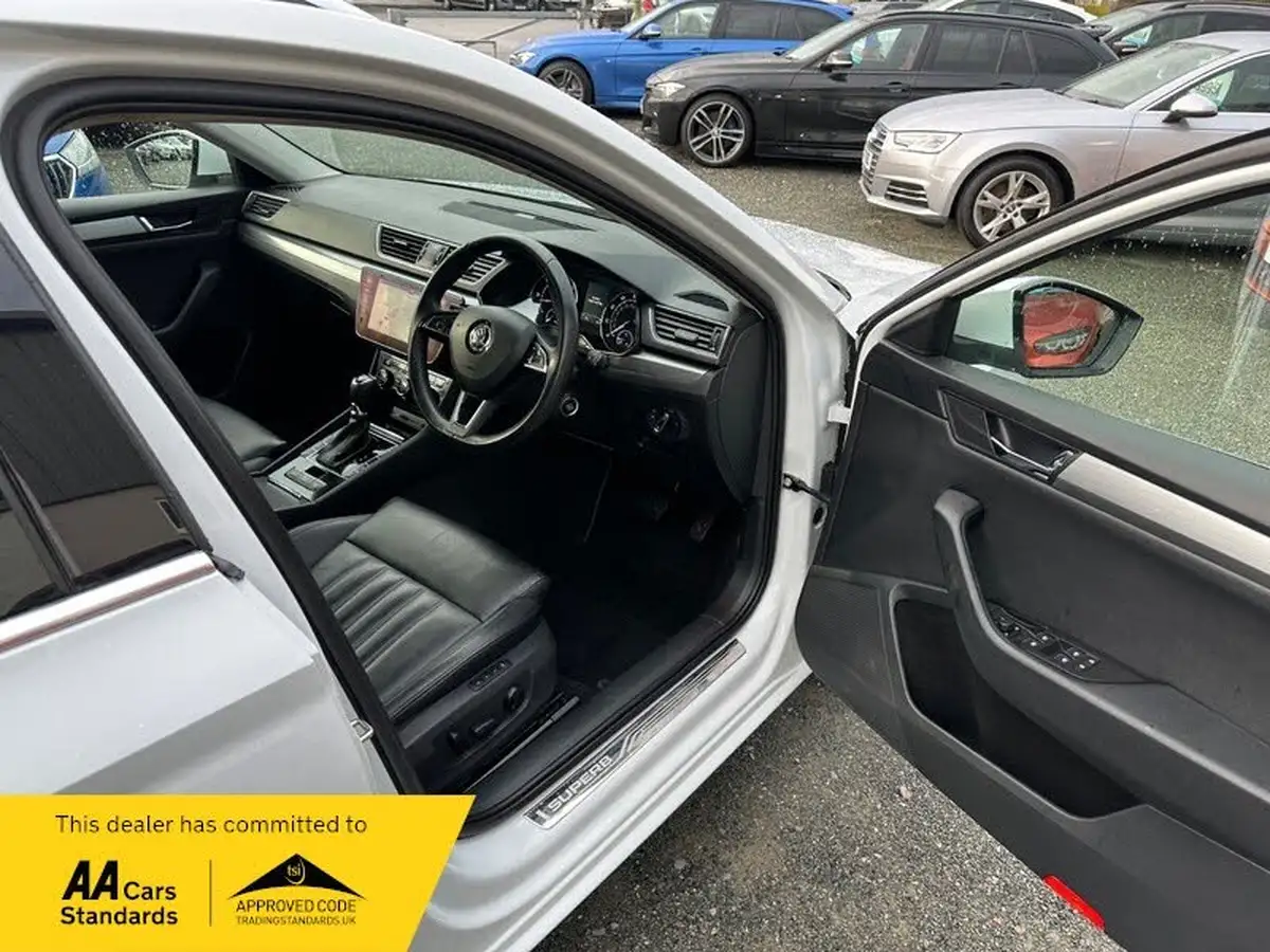 2018-skoda-superb-20tdi-scr-se-l-executive-150ps-estate-dsg-big-8