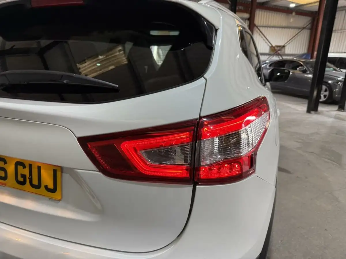 2017-nissan-qashqai-15dci-tekna-big-51