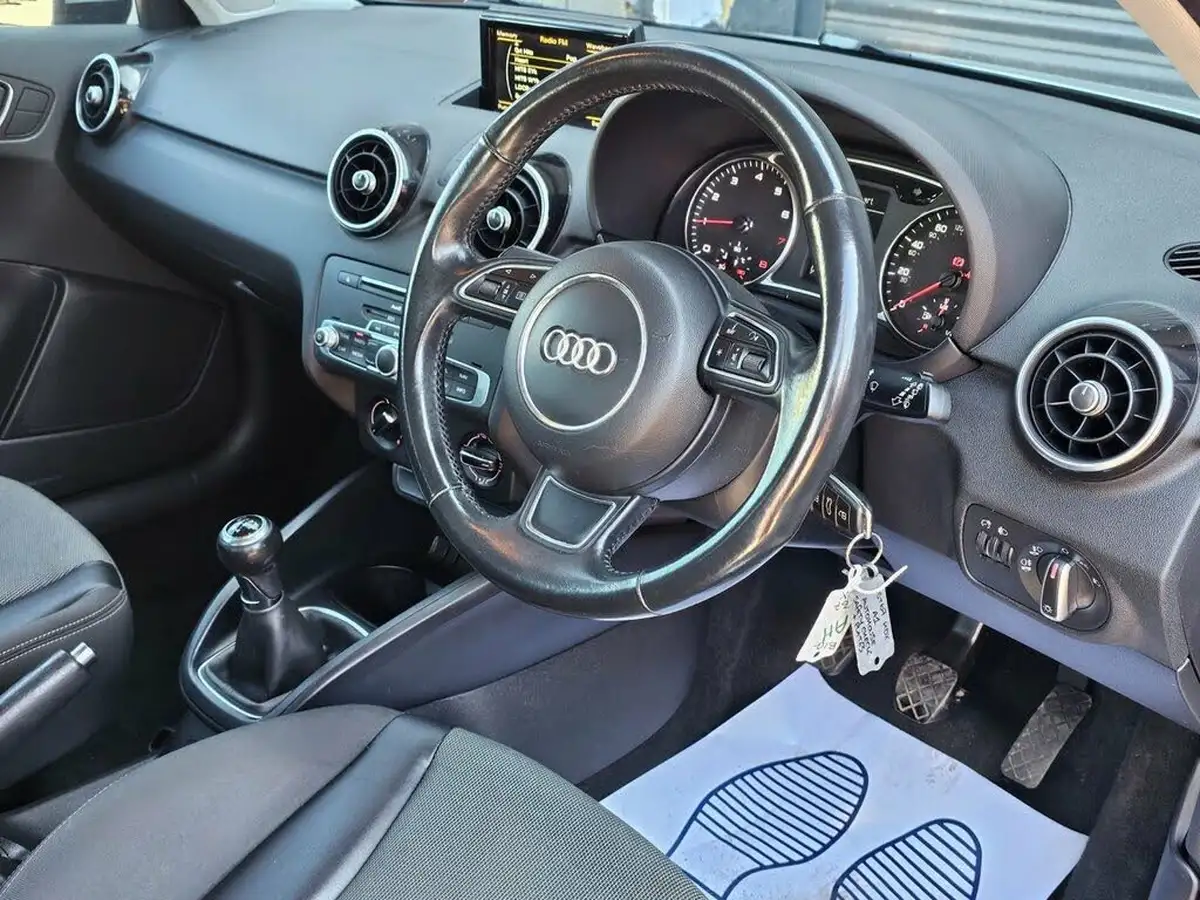 2017-audi-a1-10-tfsi-sport-hatchback-3d-big-17