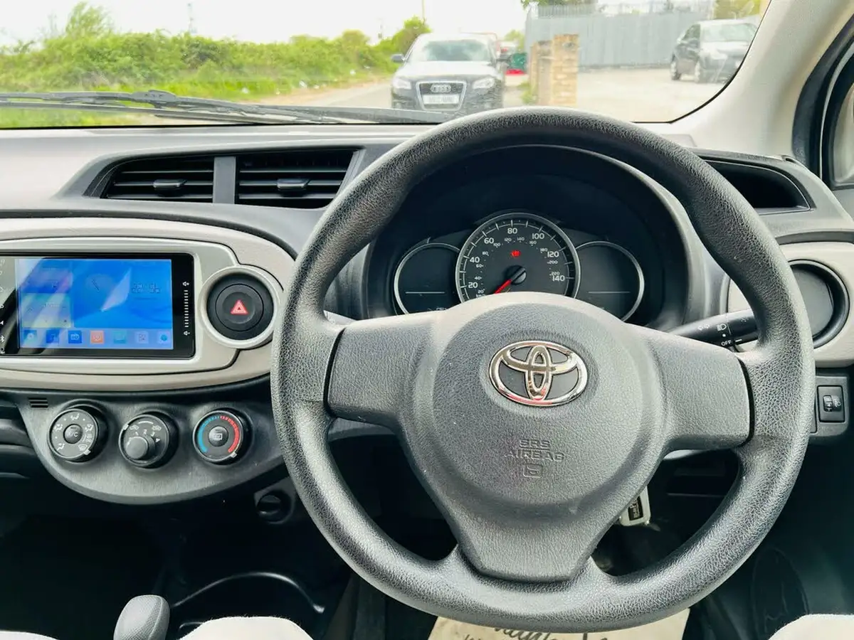 2013-toyota-yaris-133-tr-5d-m-drive-s-big-19