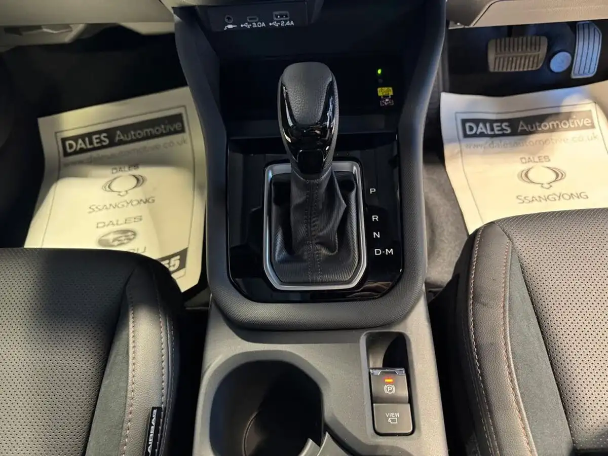 2025-subaru-forester-20-e-boxer-touring-big-28